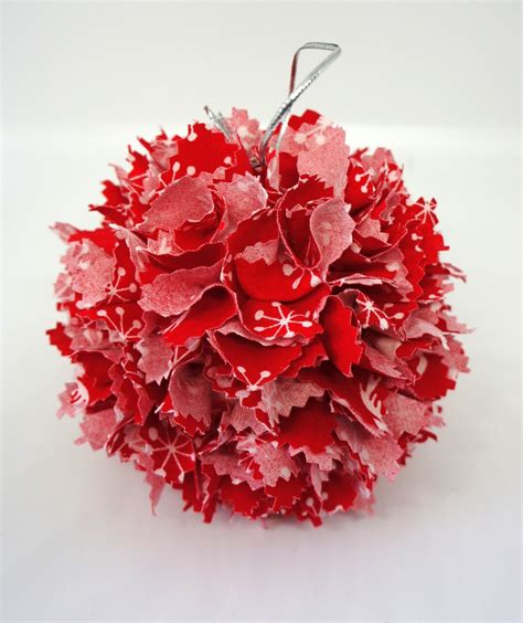 Christmas Fabric Bauble - How to Make