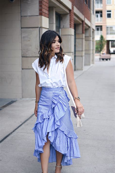 HOW TO STYLE A RUFFLE MAXI SKIRT | CHIC TALK | Ruffle skirt outfit ...