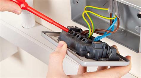 Basic Electrical Training 的图像结果