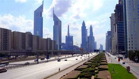 The History Of Dubai: Flip And See Dubai Then And Now