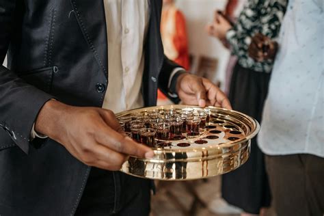 Who is Sheryl Ruthven and what did she do? Details about The Curious ...