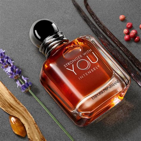 GIORGIO ARMANI STRONGER WITH YOU INTENSE