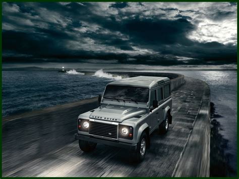 Land Rover Defender 2012 : Papy fait plus que de la résistance ...