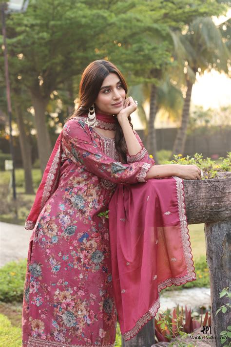 Manki Parampara – Gulabi Heritage Suit – manki-parampara