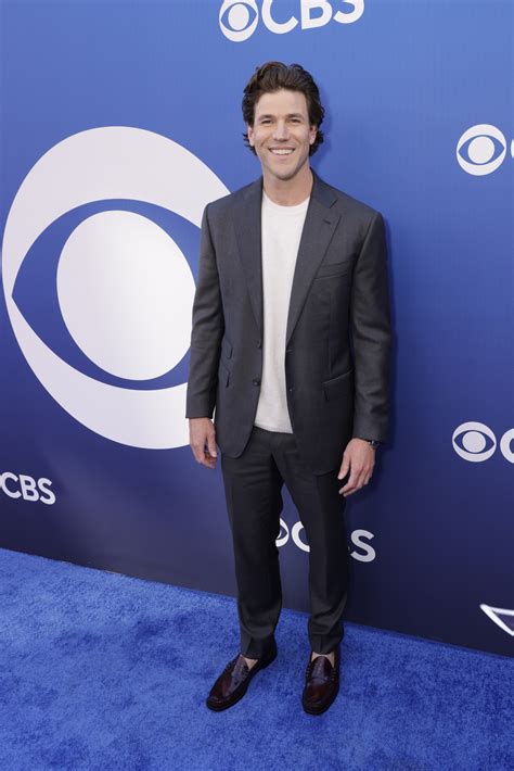 CBS Fall 的图像结果