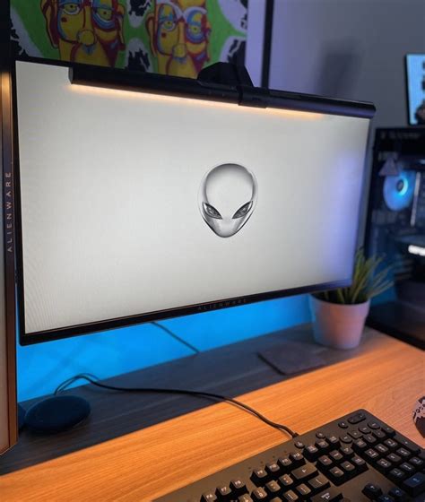 Computer Room Lighting 的图像结果