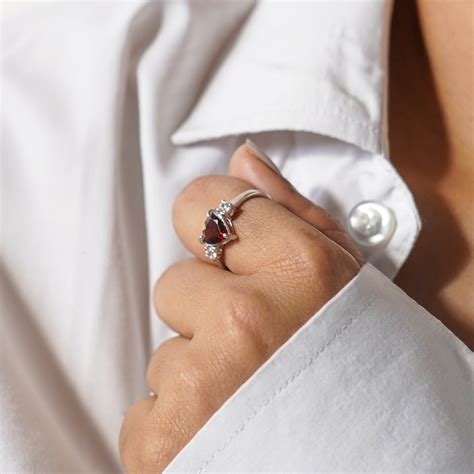 All my Heart Garnet Adjustable ring – The Jaipur Tradition