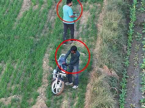 UP's Jamtara Cyber fraudsters buries mobile phones in fields People say ...