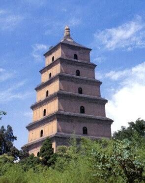 西安大雁塔有什么好玩的地方_西安大雁塔在哪里怎么去最好_四川省成都青年旅行社