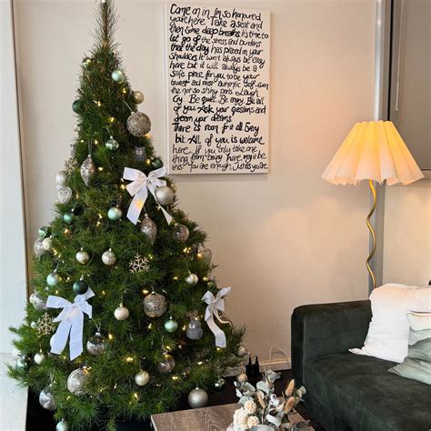 Juanita Dickinson - Social Worker and Counsellor (@the.nest.portland ...