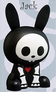 Skelanimals: ChungKee the Panda Vinyl Glow in the Dark Figure: Amazon ...