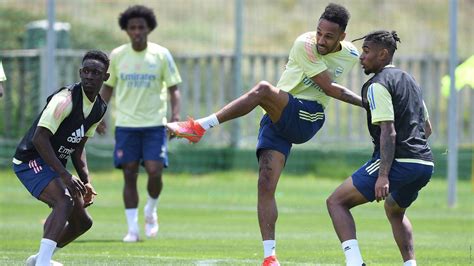 📸 Arsenal train ahead of Newcastle clash | Gallery | News | Arsenal.com