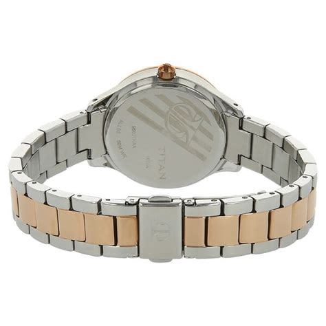 Buy Online Titan Quartz Analog Silver Dial Stainless Steel Strap Watch ...