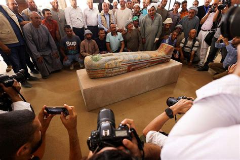 埃及宣布发现两座最大木乃伊作坊_联合早报