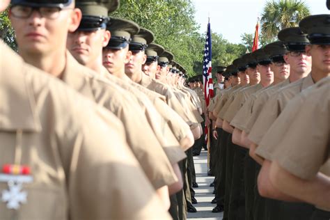 U.S. Marines with India Company, 3rd Recruit Training Battalion ...