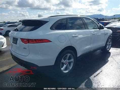 2018 JAGUAR F-PACE 25T PREMIUM Gasoline - SADCJ2FXXJA257130