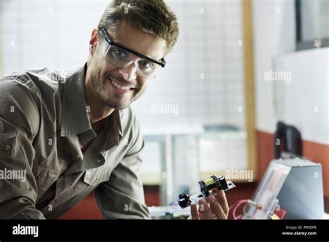 Engineering Stock Images 的图像结果