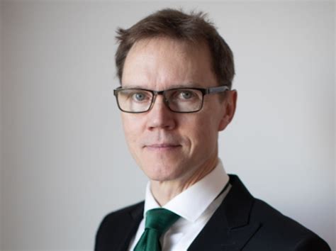 Law professor shot unarmed trespasser on his farm in the back of the ...