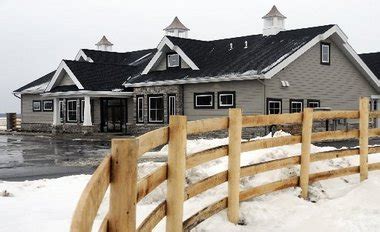 Saginaw Valley Equine Clinic nabs second Saginaw Township new ...