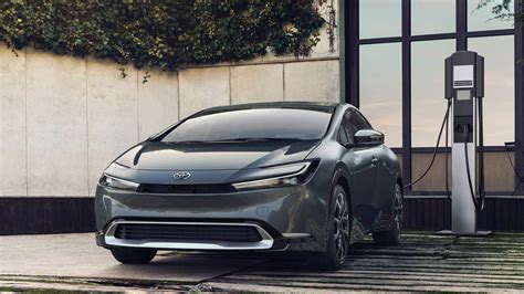 Most Plug-In Hybrids Never Get Plugged In. Here's How To Change That