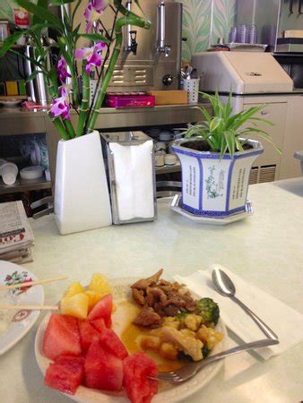 A Classic Route 66 Chinese Diner - Reviews, Photos - Canton Cafe ...