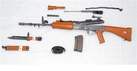 पुलिस की पाठशाला || PkP: इंसास राइफल का पार्ट्स का नाम और खोलना जोड़ना