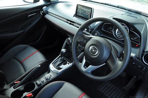 Mazda 2 Sedan: no small wonder – Drive Safe and Fast