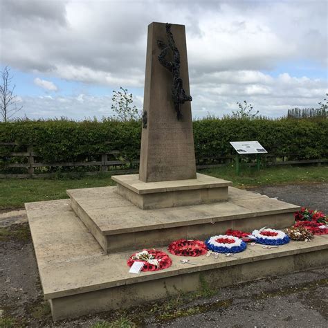 MEMORIAL TO 12 SQUADRON AND 626 SQUADRON OF RAF WICKENBY (2025) All You ...