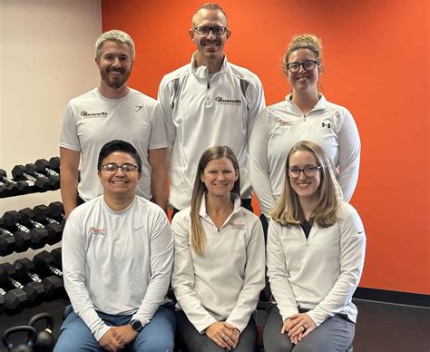 7 Signs of Sciatica Improving & Recovery Tips