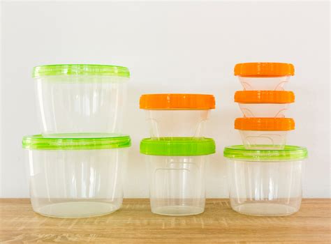 Top 5 Best BPA Free Food Storage Containers in 2025 - Straight.com
