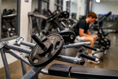 Ackerman Sports & Fitness Center | Glen Ellyn, Illinois
