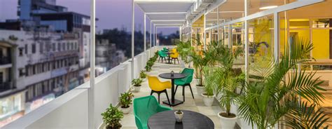 Travel Diaries Café | Café in Varanasi | Hotel in Varanasi