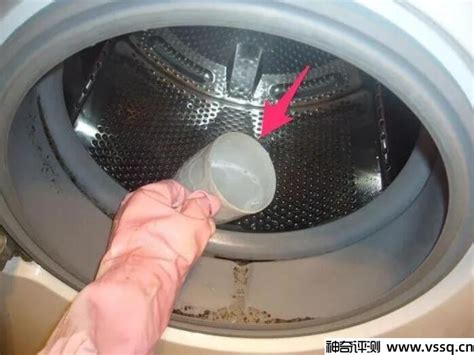洗衣机里面的脏东西排不出去怎么办 四大方法快速除去污垢 - 神奇评测