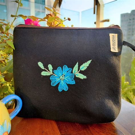 HandCrafted Bags, Book Sleeves, Zipper Pouches | Buy Cotton bags Online ...