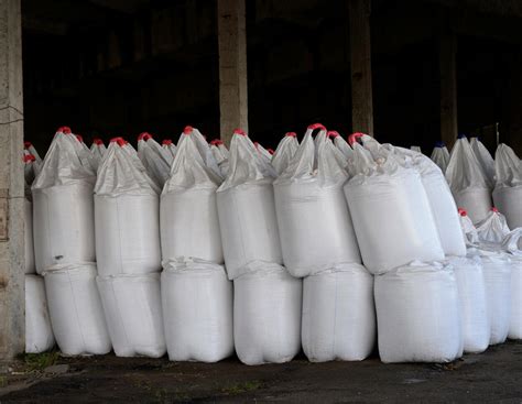 800 Kilogramm Weizen begraben Landwirt: Schlaufen von Big Bag gerissen ...