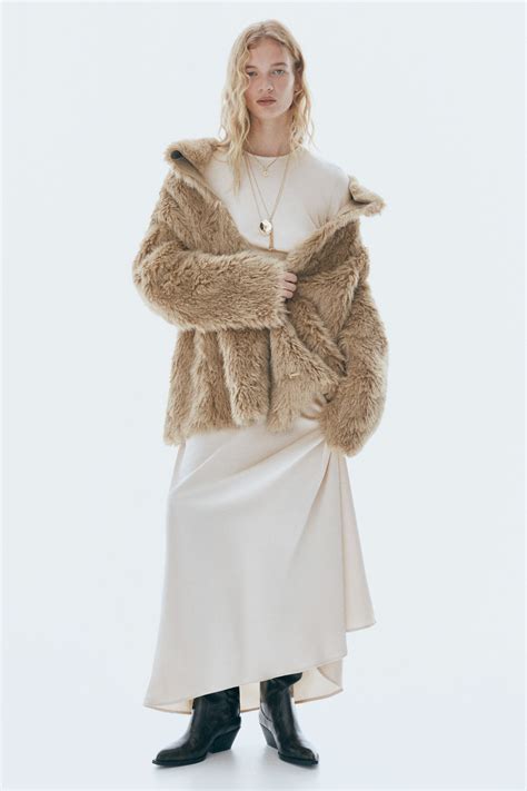 Open-back tie-detail dress - Light beige - Ladies | H&M IN