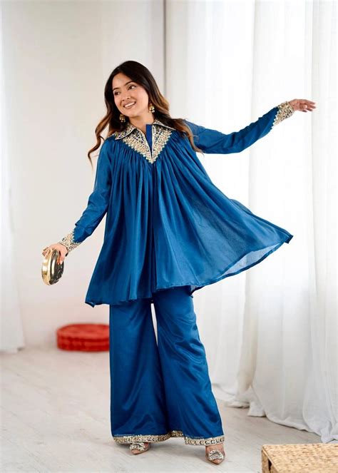 Riddhi Embroidery Sequence Suit Set. – Kalyanja