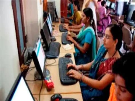 Computer Operator Nepali 的图像结果