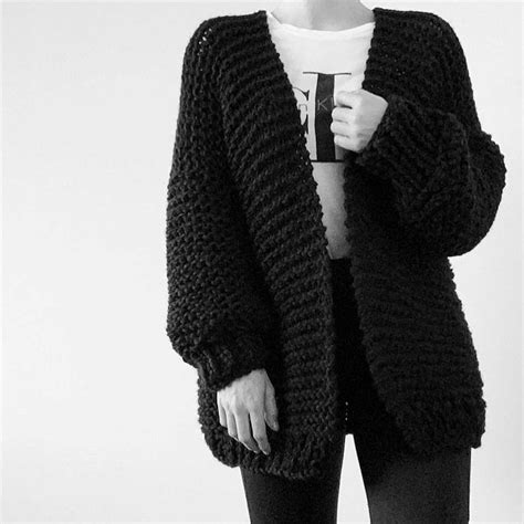 Cozy and Stylish: Knit Your Own Oversized Cardigan