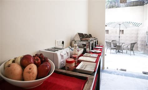 LA SUITE ROOMS & CONFERENCES (Gurugram (Gurgaon)) - B&B Reviews ...