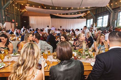 What is Photojournalistic Wedding Photography? | zoelarkin.com