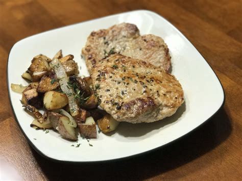 Quick Fried Pork Cutlets Recipe (10 Minute Cook)