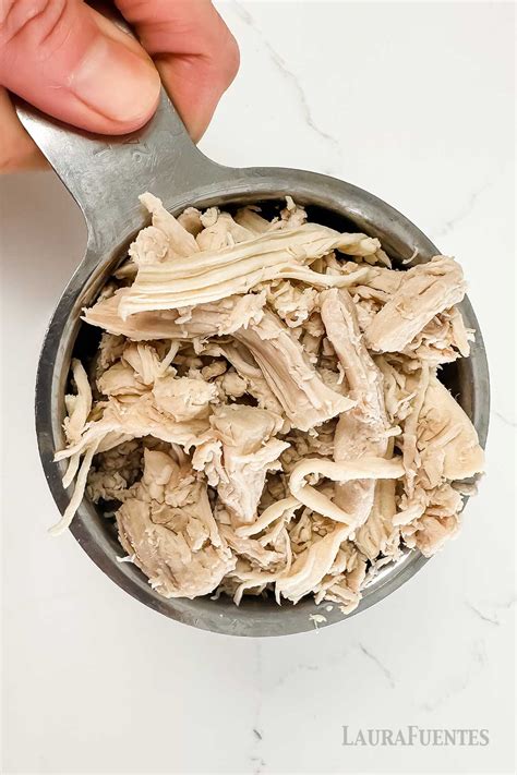 How Many Chicken Breasts is 2 cups of Chicken? | Laura Fuentes