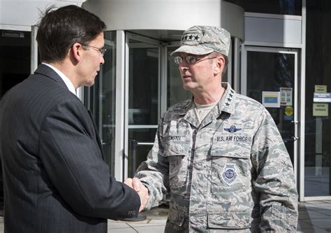 Secretary of the Army featured photos | Article | The United States Army