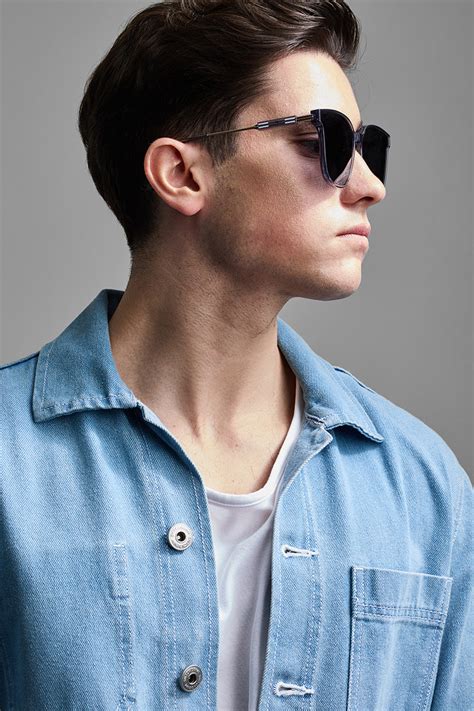 Buy Men's Bold Oversized Greyish Blue Sunglasses Online | Snitch – SNITCH