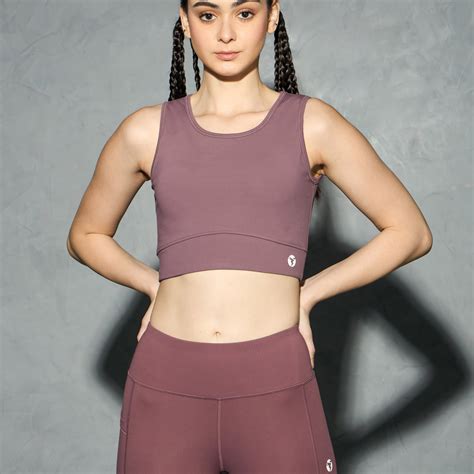 Women Solid Slim Fit Scoop Neck Sports Bra with ELASTO PLUS