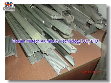 How to pick up a suitable model of Aluminium extrusion press?