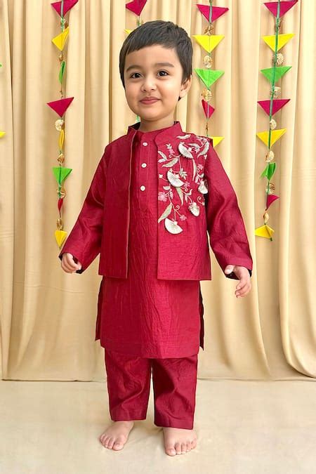 Sale on Designer Womenswear, Menswear, and Kidswear at Aza Fashions