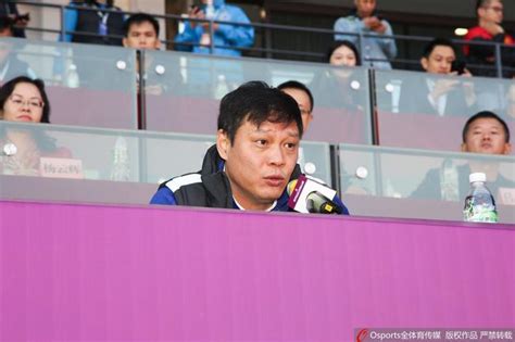 论能力全面，中国足坛超过范志毅的，只有他一人|郑智|范志毅|中后卫_新浪新闻