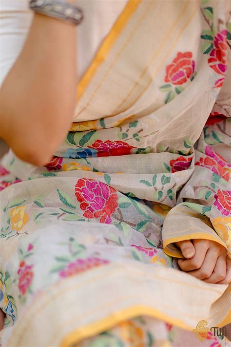 Pre-Order: 'Nosheen' White Pure Cotton Jamdani Real Zari Banarasi Hand ...